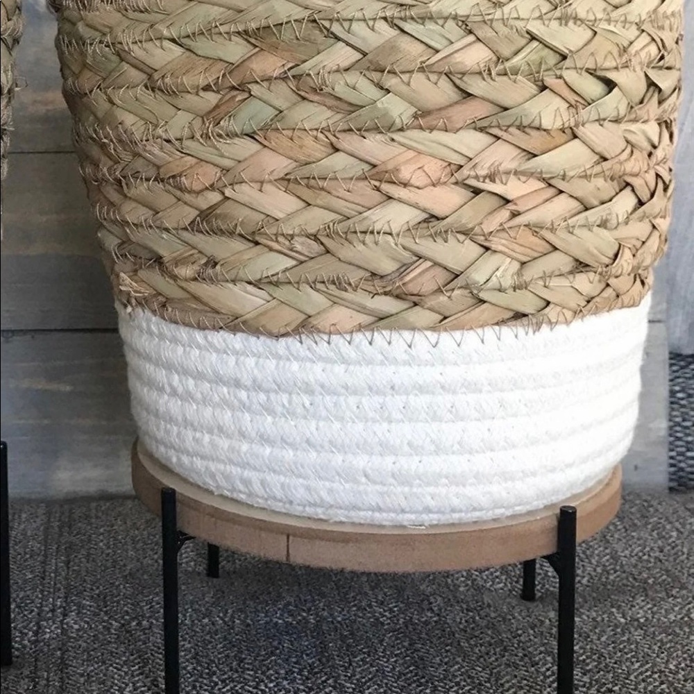 2 Decor Stands Wood Risers - Target Spring - Picture 10 of 10